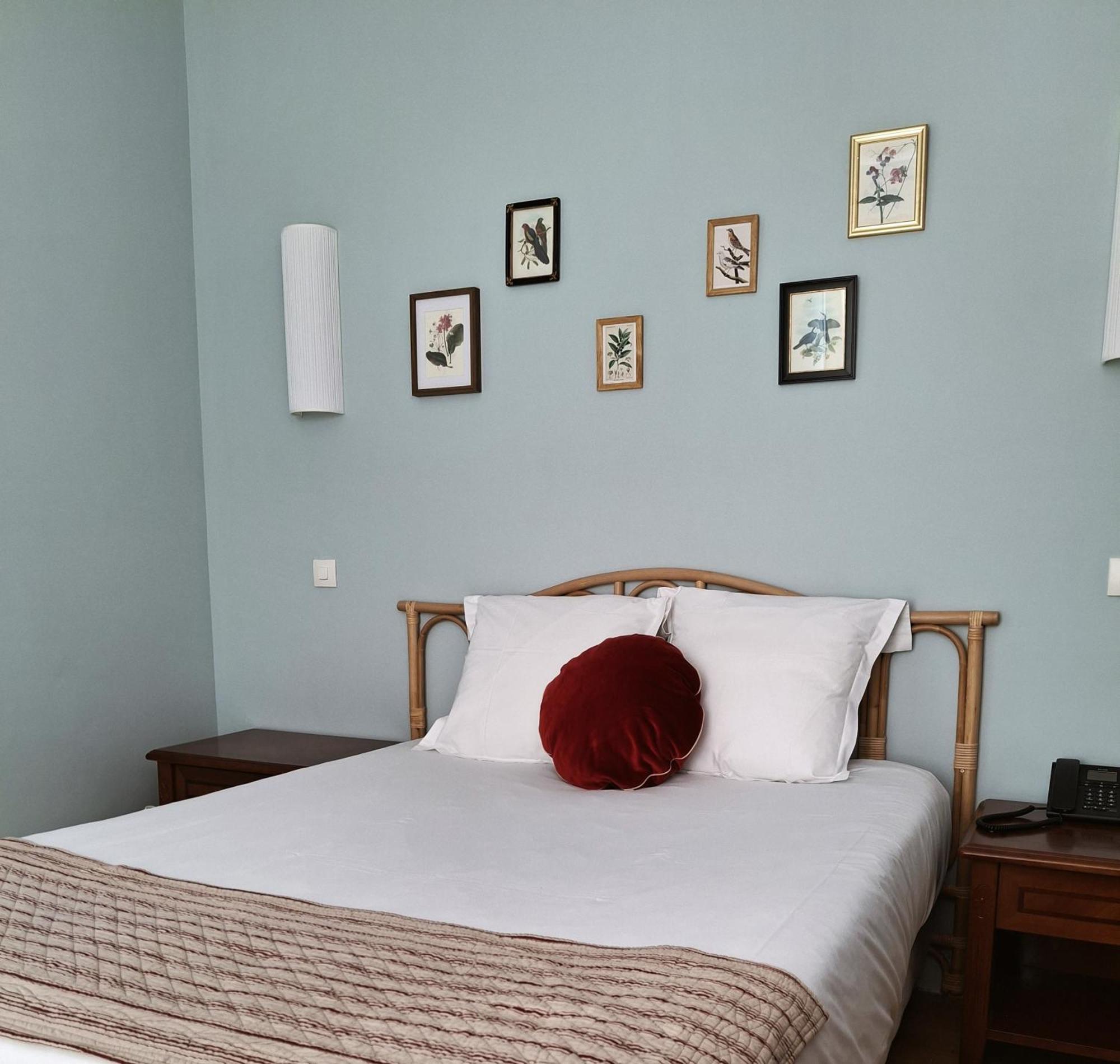 Hostellerie Du Lys Lamorlaye Luaran gambar