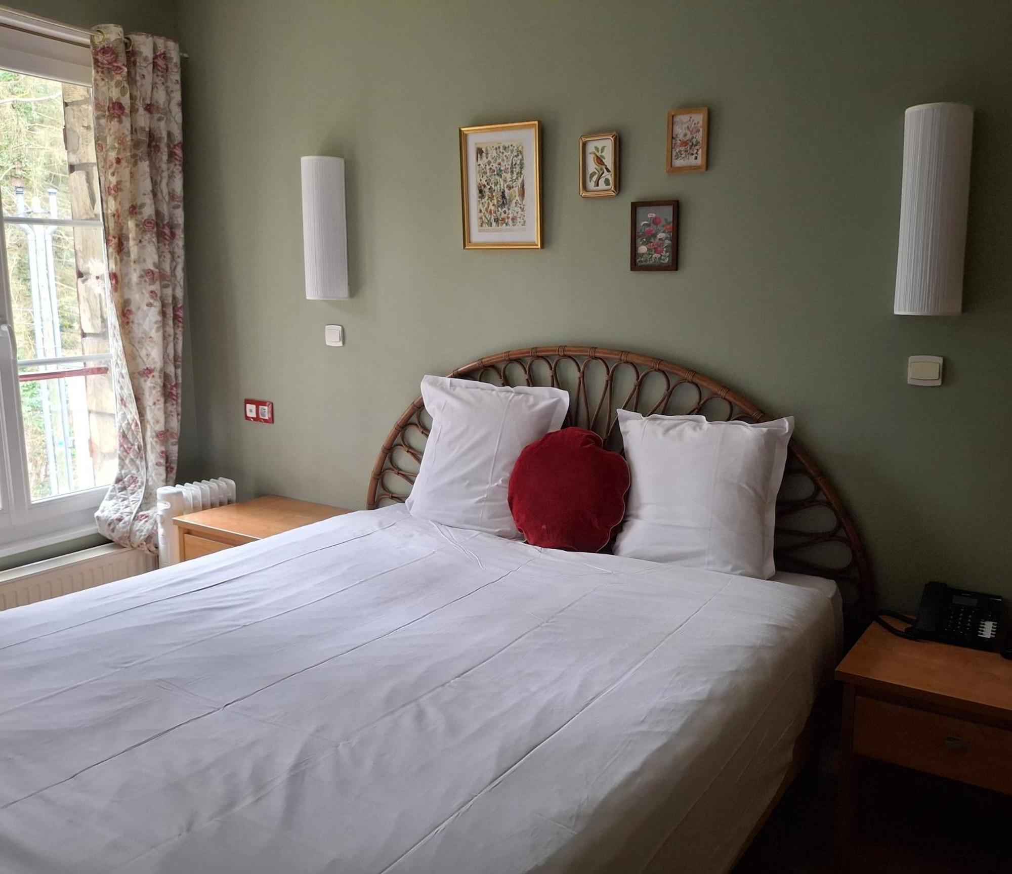 Hostellerie Du Lys Lamorlaye Luaran gambar