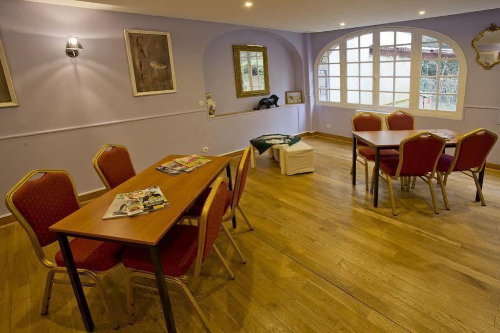 Hostellerie Du Lys Lamorlaye Luaran gambar